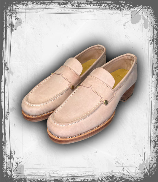 Natural Shell Cordovan Loafers (Shinki-Hikaku)